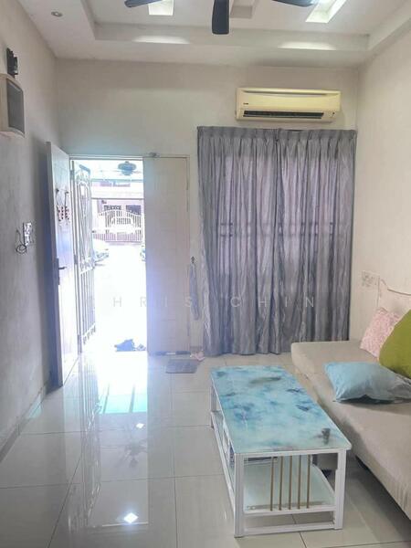 For Sale - Taman Molek