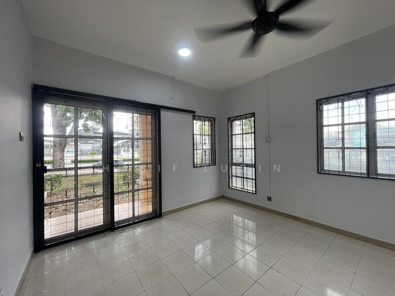 Untuk Disewa - Jalan Cenderawasih, P9A/3, Presinct 9