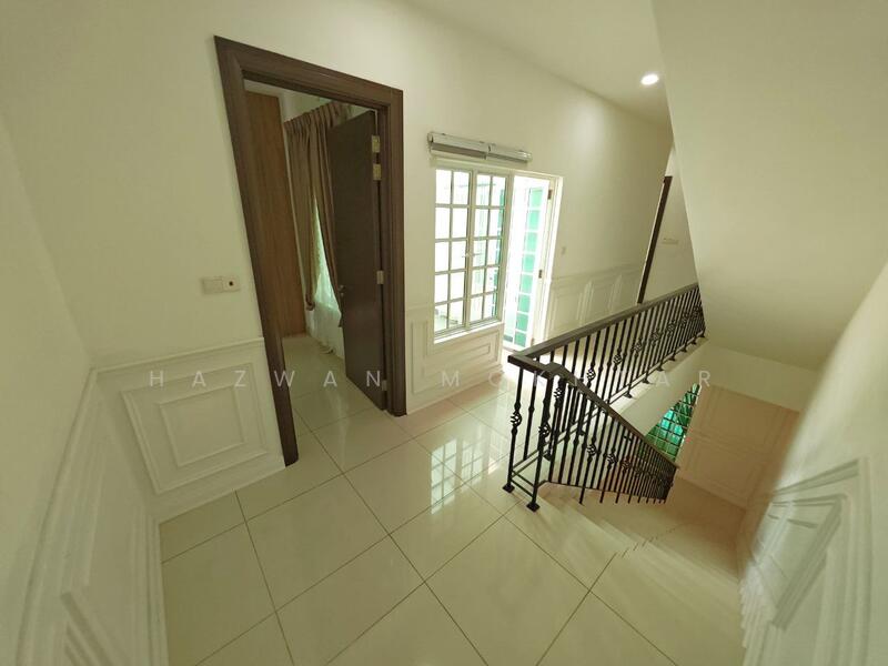 Corridor