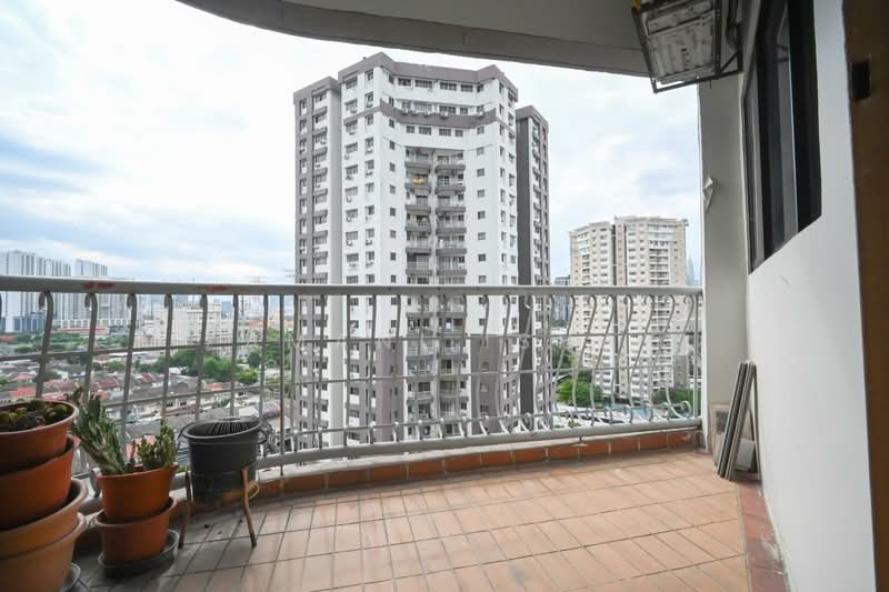 Condominium for Sale at Sri Angsana Hilir - Zamani Ishak - Balcony - PropertyGuru.com.my