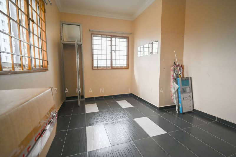 Condominium for Sale at Sri Angsana Hilir - Zamani Ishak - Interior - PropertyGuru.com.my