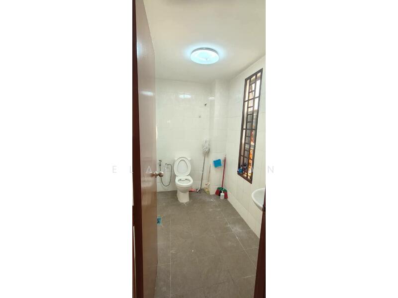 Untuk Disewa - Taman Larkin