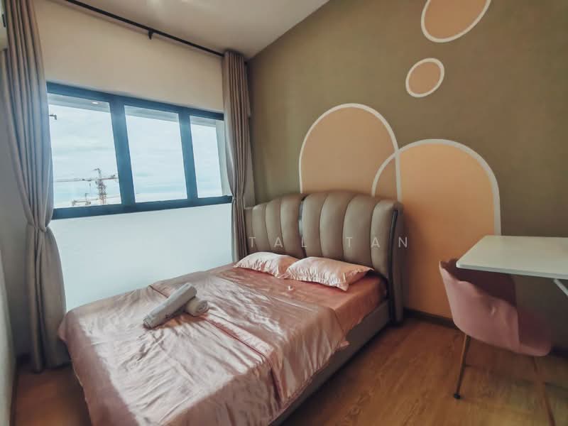 Condominium for Sale at Royal Strand @ Country Garden Danga Bay - Crystal Tan - Bedroom - PropertyGuru.com.my