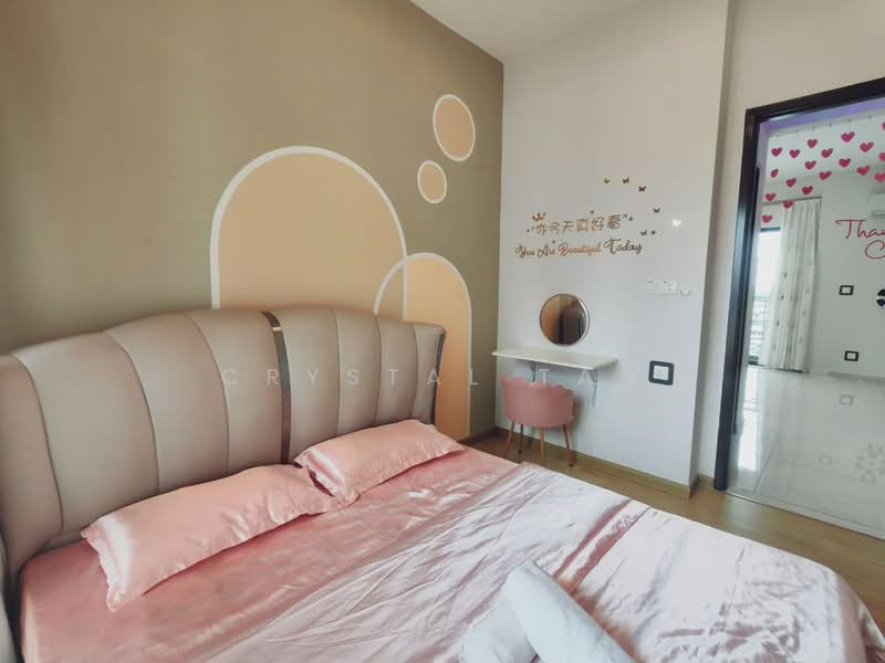 Condominium for Sale at Royal Strand @ Country Garden Danga Bay - Crystal Tan - Bedroom - PropertyGuru.com.my