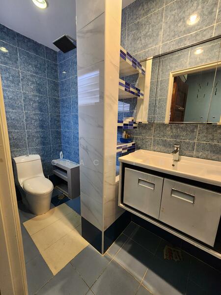 Bathroom 2
