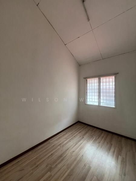 For Sale - sri menjalara kepong