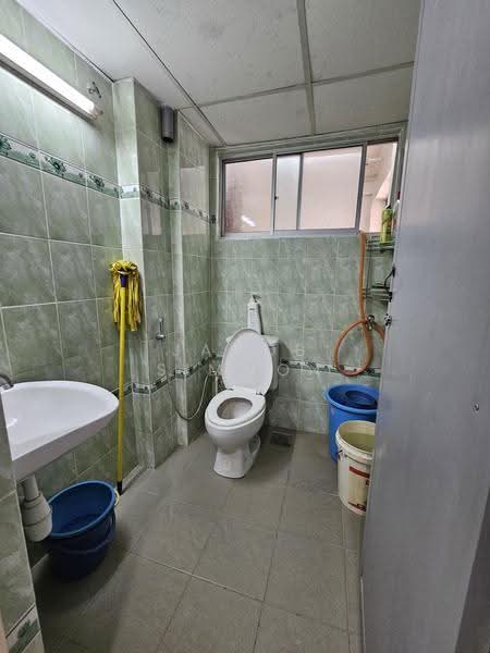 Rumah Flat untuk Disewa di Taman Sri Sentosa - Jacob Simmon - Bathroom - PropertyGuru.com.my