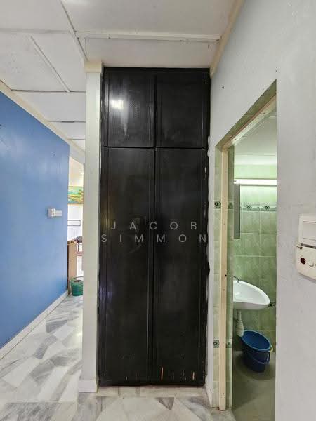 Rumah Flat untuk Disewa di Taman Sri Sentosa - Jacob Simmon - Corridor - PropertyGuru.com.my