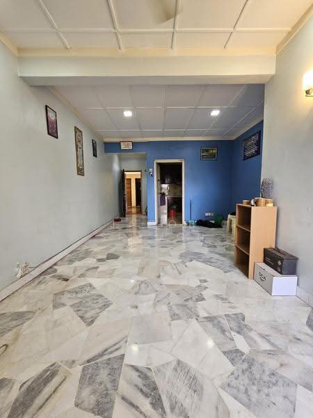 Rumah Flat untuk Disewa di Taman Sri Sentosa - Jacob Simmon - Living Room - PropertyGuru.com.my