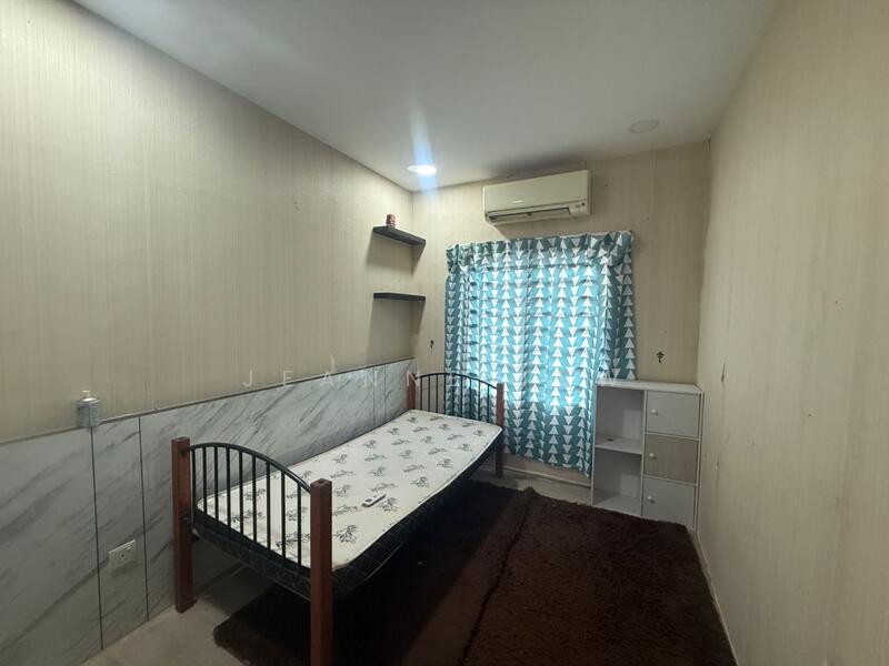 For Rent - Kelapa Sawit Jalan Scientex