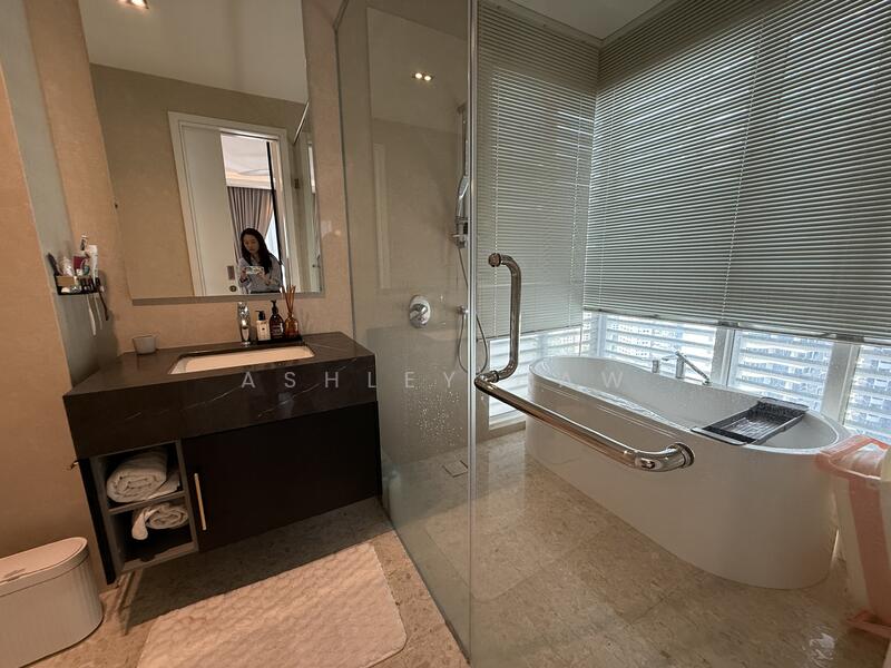 Condominium for Sale at Pavilion Hilltop - Ashley Haw - Bathroom - PropertyGuru.com.my