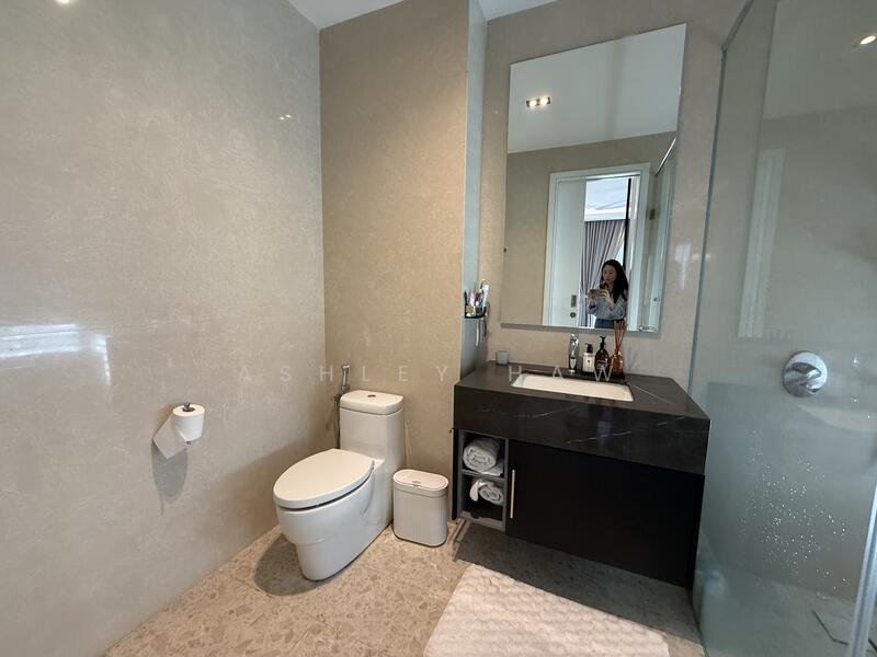 Condominium for Sale at Pavilion Hilltop - Ashley Haw - Bathroom - PropertyGuru.com.my