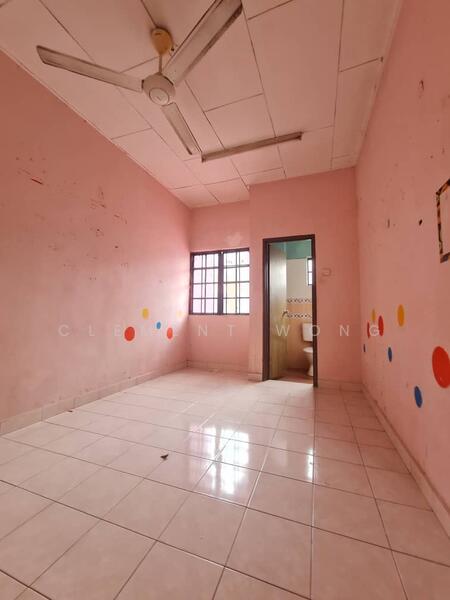 Subang Bestari Nova Seksyen U5/89 Pinggiran Subang untuk Untuk Dijual - RM 988,000, Mac 2026 - Bathroom - PropertyGuru.com.my