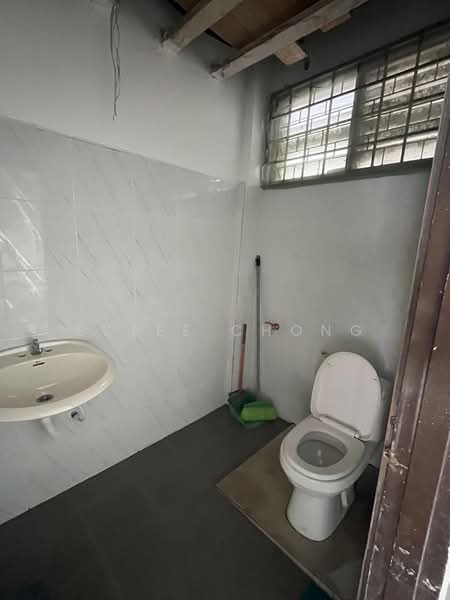 Shop for Rent in Lurah Semantan (Temerloh) - Estée Chong - PropertyGuru.com.my
