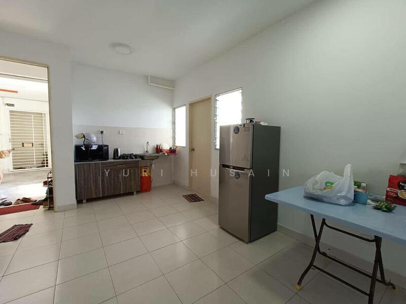 Pangsapuri untuk Dijual di Pangsapuri Seri Mutiara - YURI HUSAIN - Kitchen - PropertyGuru.com.my