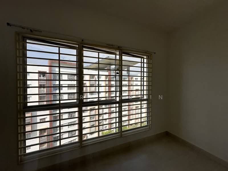 Apartment for Sale at Pangsapuri Seri Mutiara - YURI HUSAIN - PropertyGuru.com.my