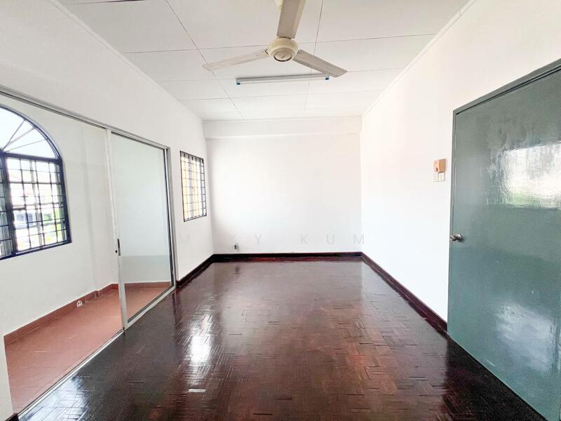 2-storey Terraced House for Sale in Bandar Tun Hussein Onn (Cheras) - Miky Kum - Living Room - PropertyGuru.com.my