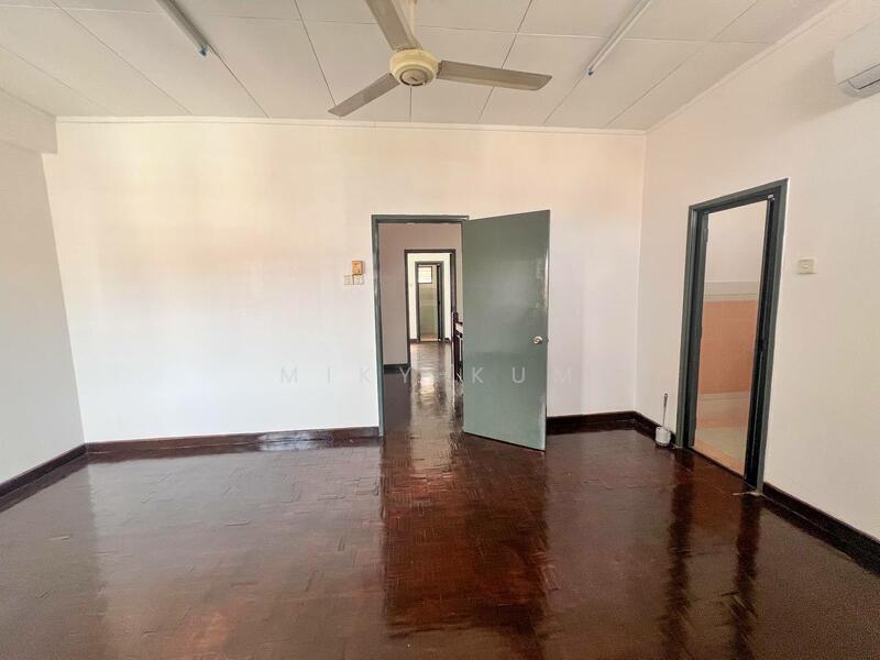 2-storey Terraced House for Sale in Bandar Tun Hussein Onn (Cheras) - Miky Kum - Living Room - PropertyGuru.com.my