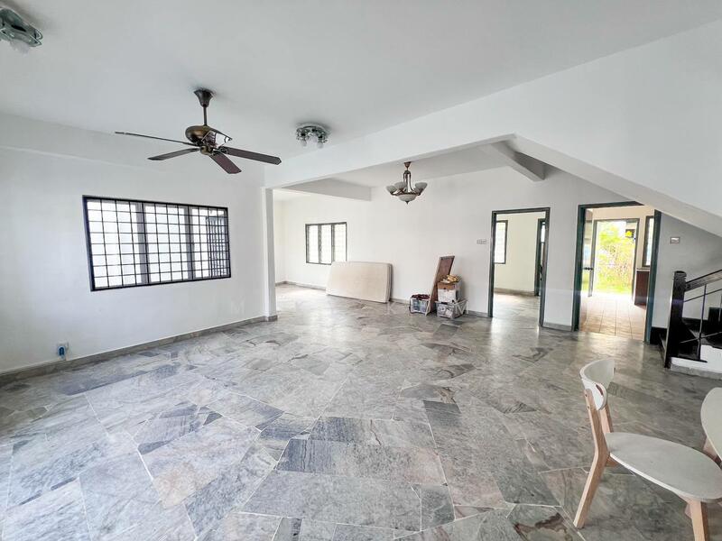 2-storey Terraced House for Sale in Bandar Tun Hussein Onn (Cheras) - Miky Kum - Living Room - PropertyGuru.com.my