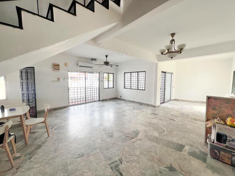 2-storey Terraced House for Sale in Bandar Tun Hussein Onn (Cheras) - Miky Kum - Living Room - PropertyGuru.com.my