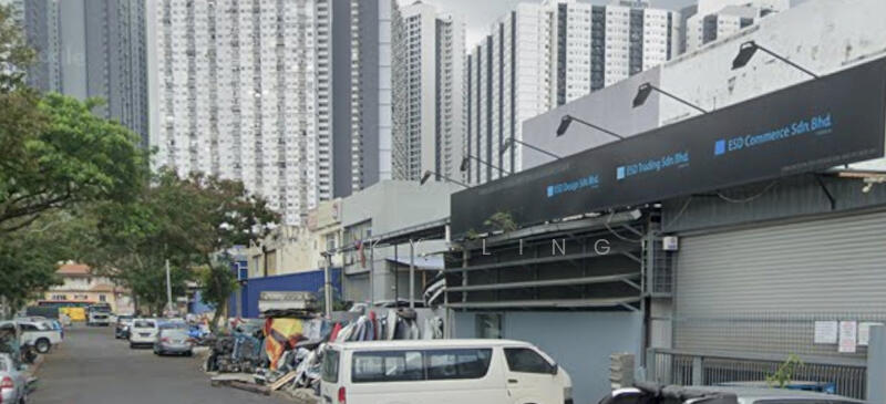 For Rent - Corner 1.5 storey factory at kepong Sri edaran for rent