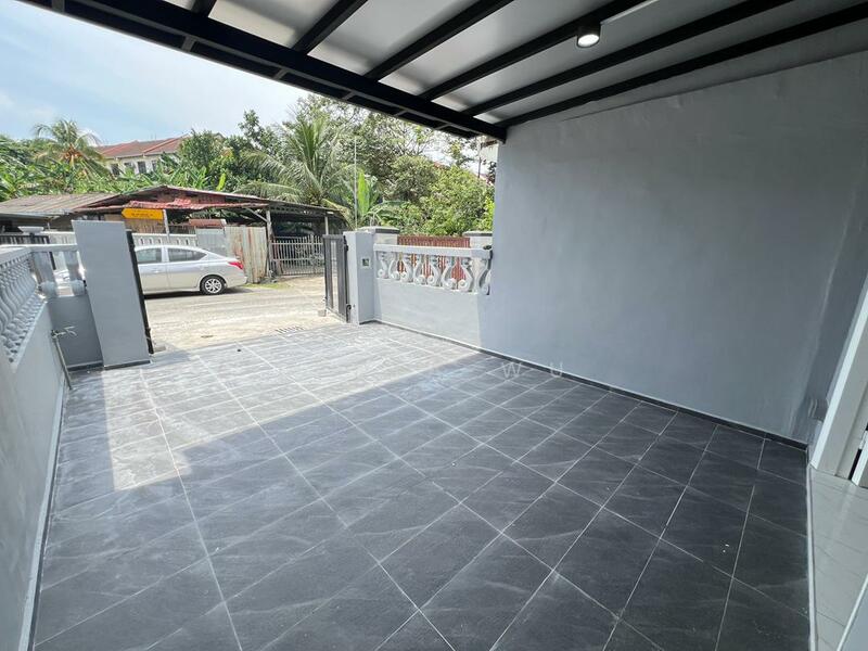 Car Porch