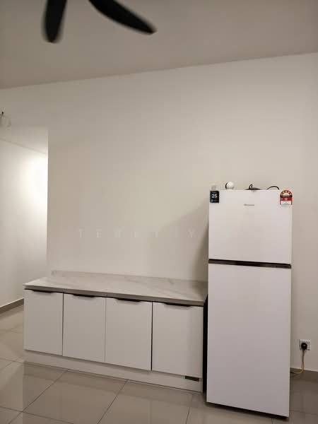 Kediaman Servis untuk Dijual di Twin Residences - Terry Yee - Kitchen - PropertyGuru.com.my