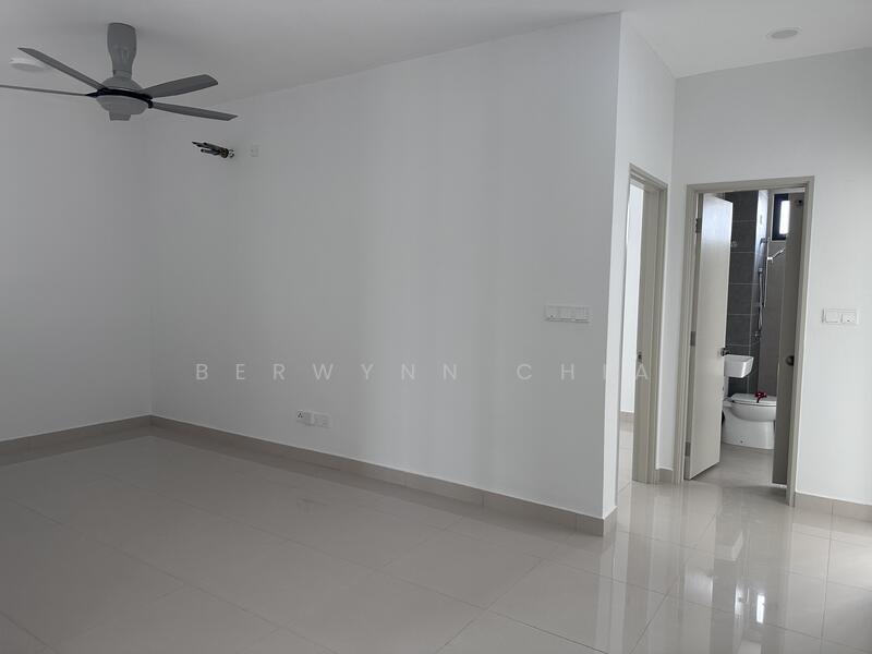 Semi-Detached House for Sale in Lakeside Residences (Puchong) - Berwynn Chia - Living Room - PropertyGuru.com.my