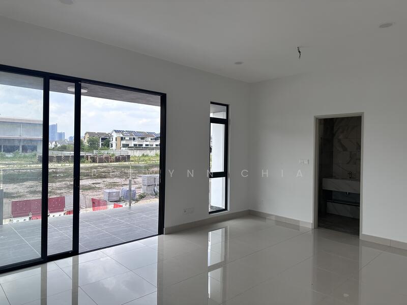 Semi-Detached House for Sale in Lakeside Residences (Puchong) - Berwynn Chia - Living Room - PropertyGuru.com.my