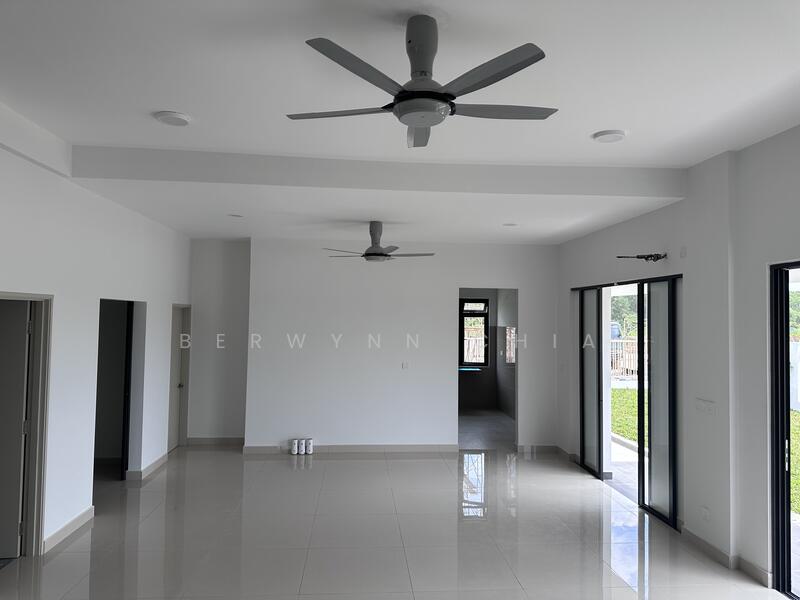 Semi-Detached House for Sale in Lakeside Residences (Puchong) - Berwynn Chia - Living Room - PropertyGuru.com.my