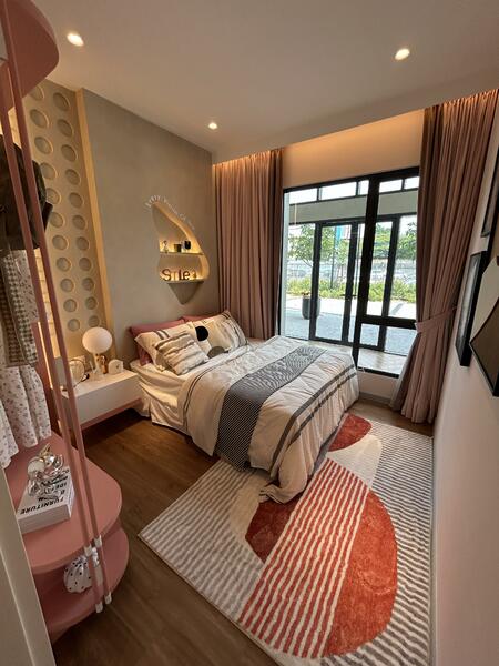 Servis Apartment untuk Dijual di Stellaris @ Riana Dutamas - Vincent Lau - Bedroom - PropertyGuru.com.my