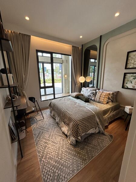 Servis Apartment untuk Dijual di Stellaris @ Riana Dutamas - Vincent Lau - Master Bedroom - PropertyGuru.com.my