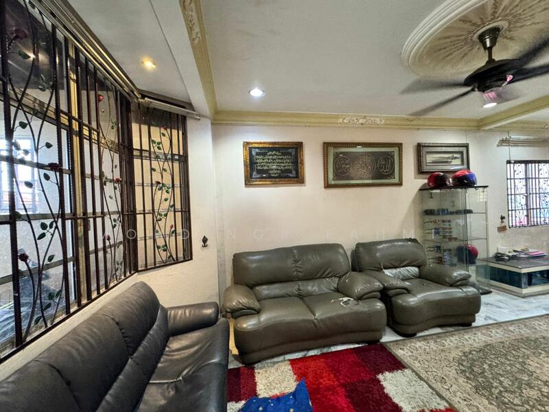 Untuk Dijual - Kampung Raja Uda