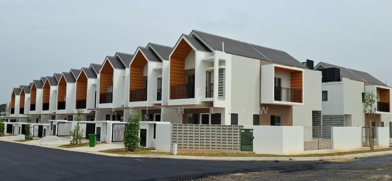 Rumah Teres 2 Tingkat untuk Dijual di Kampung Selangor Dredging (Dengkil) - Keith Liew - Exterior - PropertyGuru.com.my