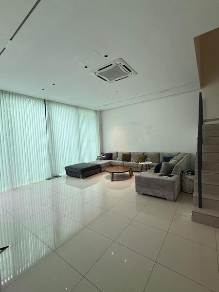 3-storey Terraced House for Sale in Bandar Nusaputra (Puchong) - Sam Ong - Living Room - PropertyGuru.com.my