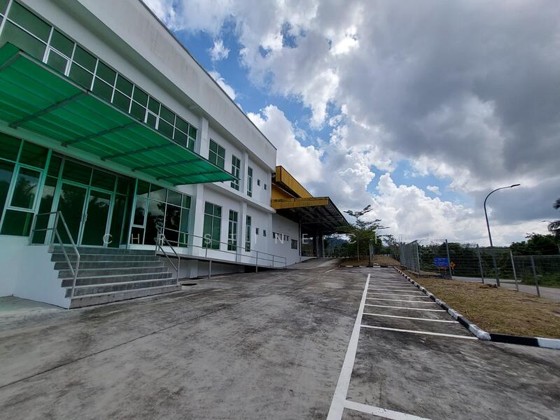 Detached Factory for Sale in Kampung Lukut (Kota Tinggi) - Christine Cham - Exterior - PropertyGuru.com.my