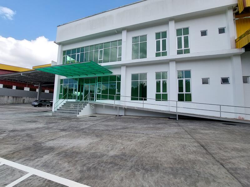 Detached Factory for Sale in Kampung Lukut (Kota Tinggi) - Christine Cham - Exterior - PropertyGuru.com.my