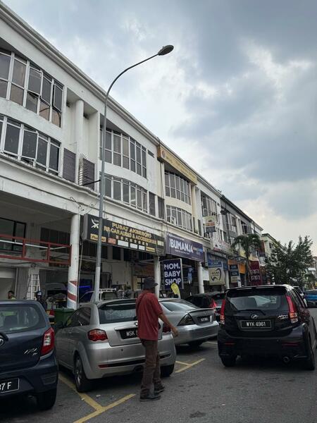 For Rent - Medan Idaman Business Centre