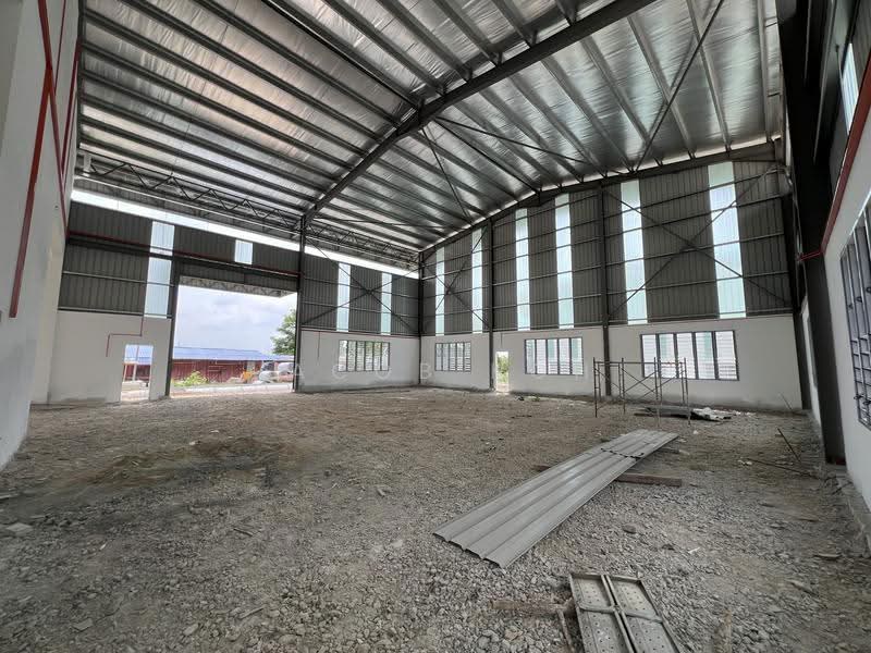 Detached Factory for Sale in Taman Pasir Putih (Pasir Gudang) - Jacob Koh - Interior - PropertyGuru.com.my