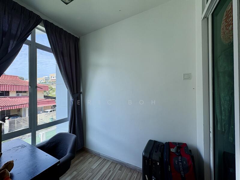 For Sale - 2 STY SEMI-D | LA 4400 sf | CORNER MINDEN HEIGHTS GELUGOR