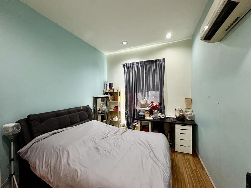 For Sale - 2 STY SEMI-D | LA 4400 sf | CORNER MINDEN HEIGHTS GELUGOR
