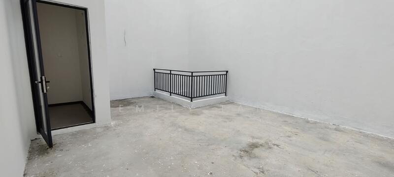 Terrace / Balcony