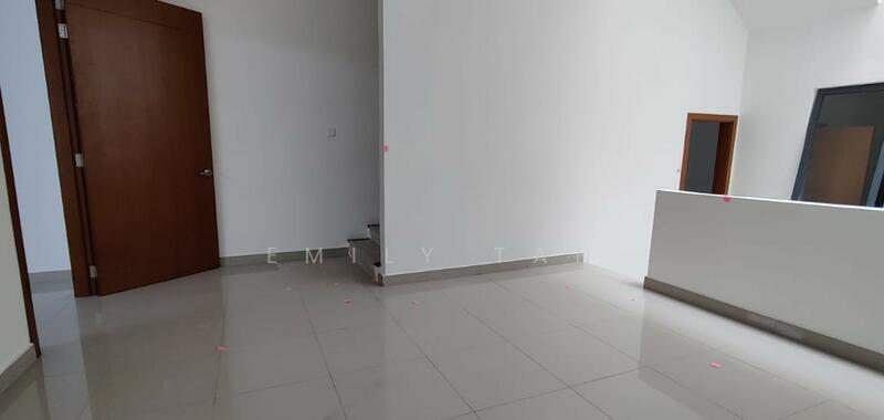 Main Entrance Foyer