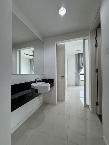 Service Residence for Sale at Tropicana Avenue - Max Tan - Bathroom - PropertyGuru.com.my