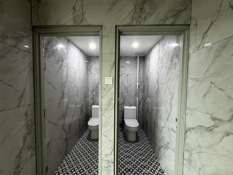 Factory for Rent in Batu Kawan (Penang) - Ashley Tan - Bathroom - PropertyGuru.com.my
