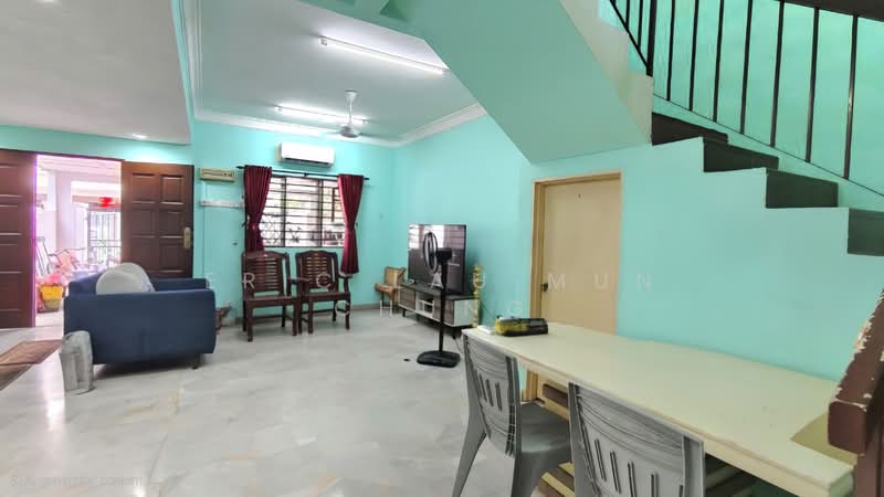 Taman Kinrara Seksyen 2, TK2 untuk Untuk Dijual - RM 688,000, Apr 2026 - Living Room - PropertyGuru.com.my