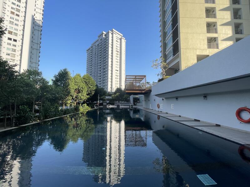 Platino Condominium untuk Untuk Disewa - RM 4,900 /bulan, Mac 2026 - Pool - PropertyGuru.com.my