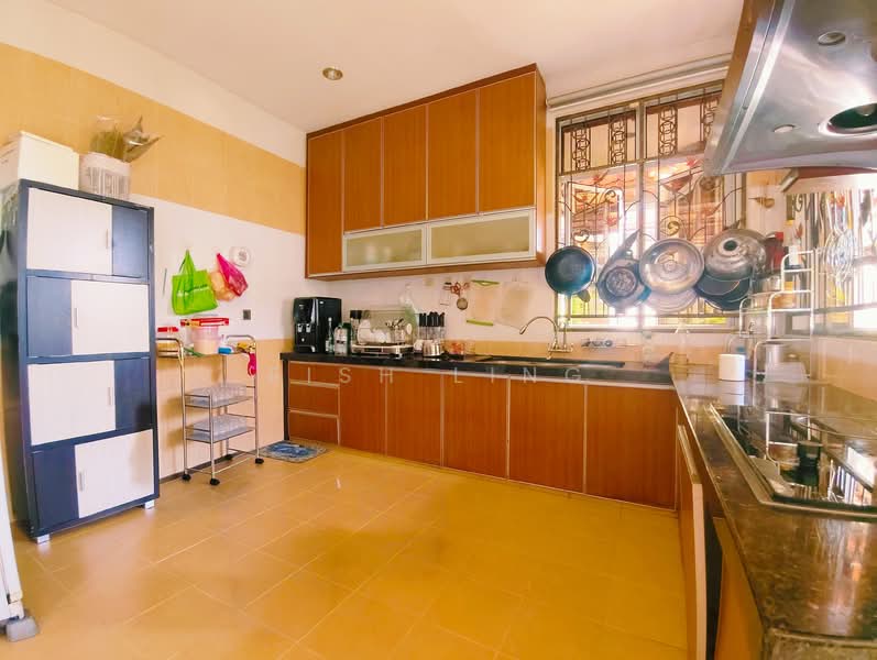 Bungalow for Sale in Taman Kempas 1 (Kulim) - Fish Ling - Kitchen - PropertyGuru.com.my