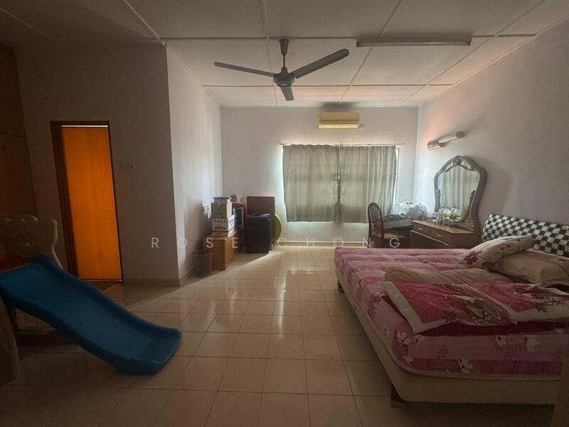 Terraced House for Sale in Seksyen 32, Kemuning Green Ville (Shah Alam) - Rose Chong - Bedroom - PropertyGuru.com.my