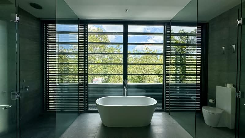 Bungalow House untuk Dijual di Bukit Damansara (Damansara Heights) - Aivan Ng - Bathroom - PropertyGuru.com.my